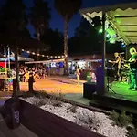 Zecamping 2 Etoiles Avec Animaux Acceptes Piscine A 4km De La Camping 2*