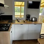 Camping Zecamping 2 Etoiles Avec Animaux Acceptes Piscine A 4km De La 2*