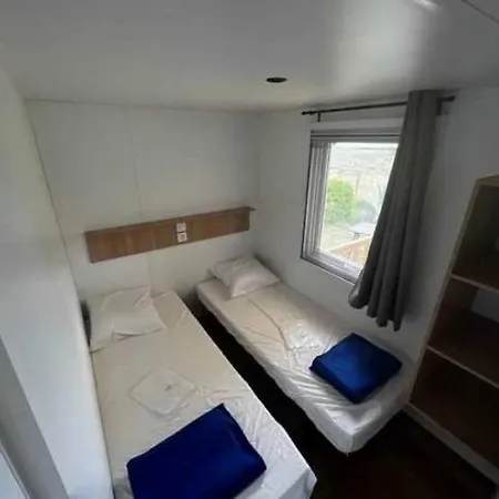 营地 Zecamping 2 Etoiles Avec Animaux Acceptes Piscine A 4km De La