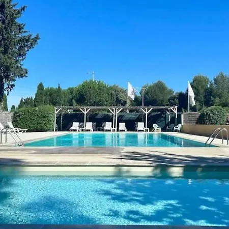 营地 Zecamping 2 Etoiles Avec Animaux Acceptes Piscine A 4km De La 马格隆新城