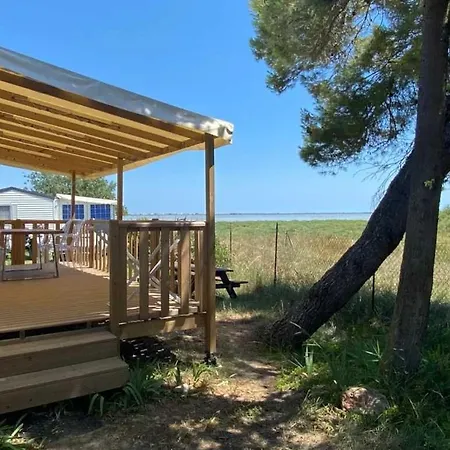 Zecamping 2 Etoiles Avec Animaux Acceptes Piscine A 4km De La 营地
