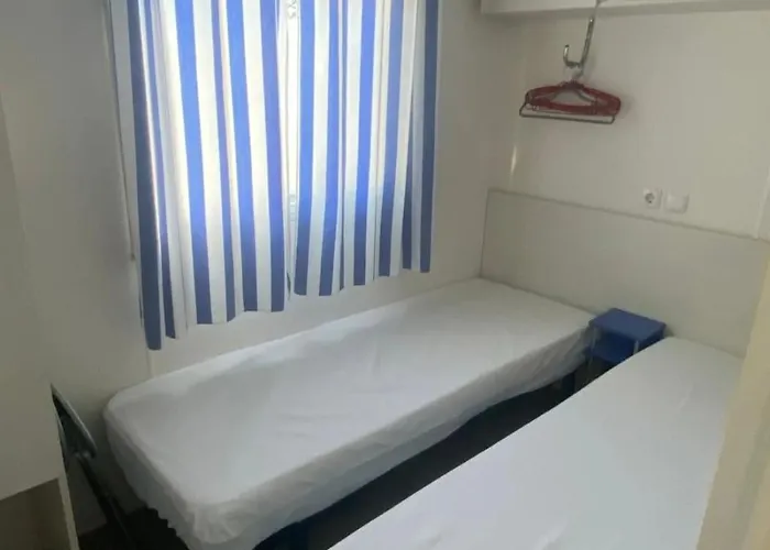 Parque de Campismo 2 Etoiles - Piscine - Ccb0fdi Villeneuve-lès-Maguelonne