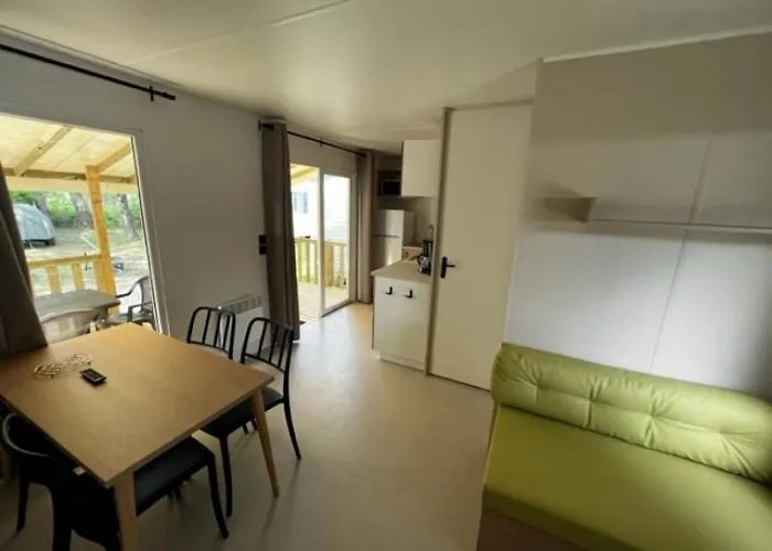 Parque de Campismo 2 Etoiles - Piscine - Ccb0fdi Villeneuve-lès-Maguelonne