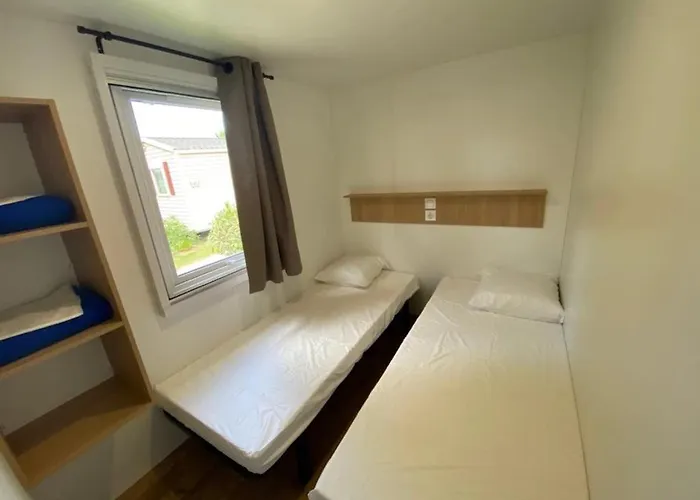 2 Etoiles - Piscine - Ccb0fdi Parque de Campismo