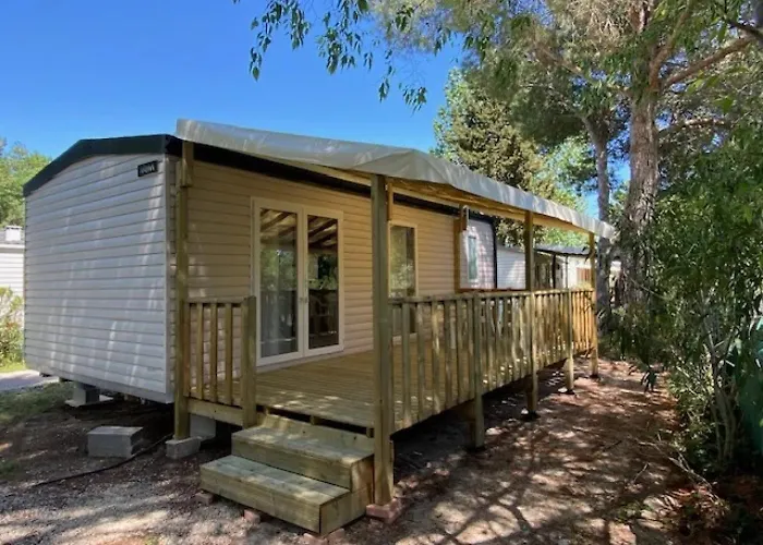 2 Etoiles - Piscine - Ccb0fdi Parque de Campismo *